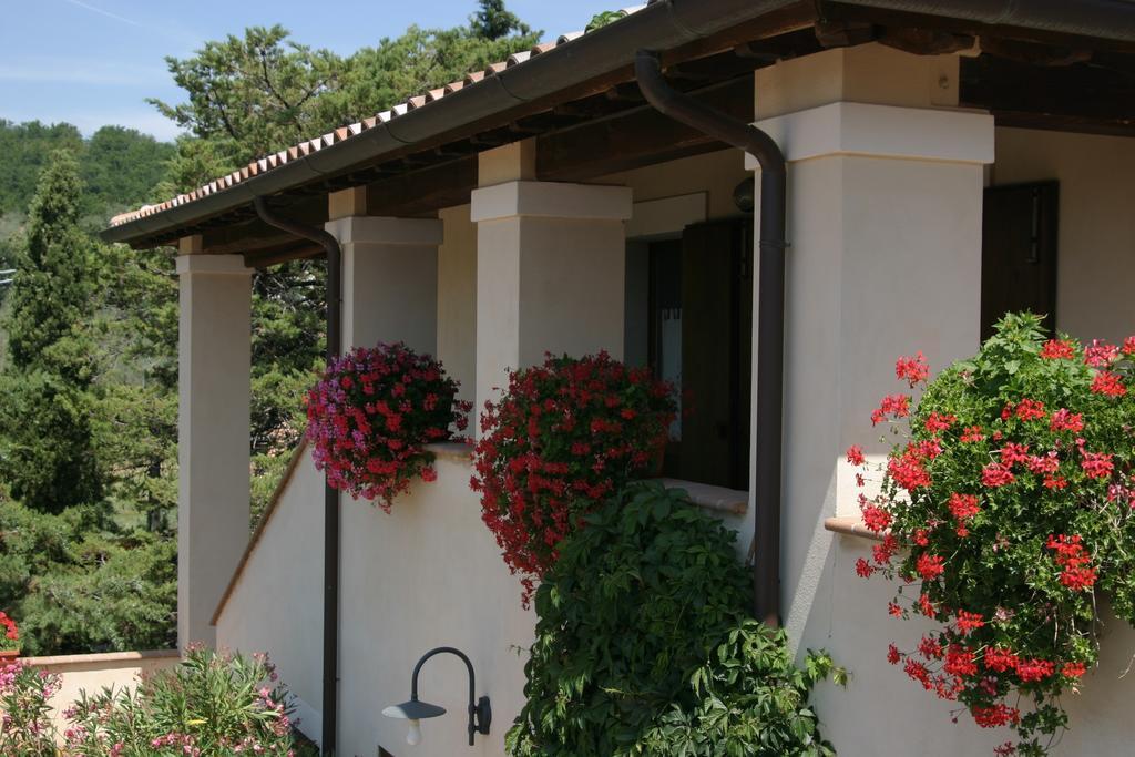 La Pintura Villa Trevi Buitenkant foto